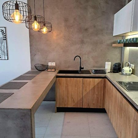 Courtyard Luxury Suites “Marianthi” Pefki  Экстерьер фото