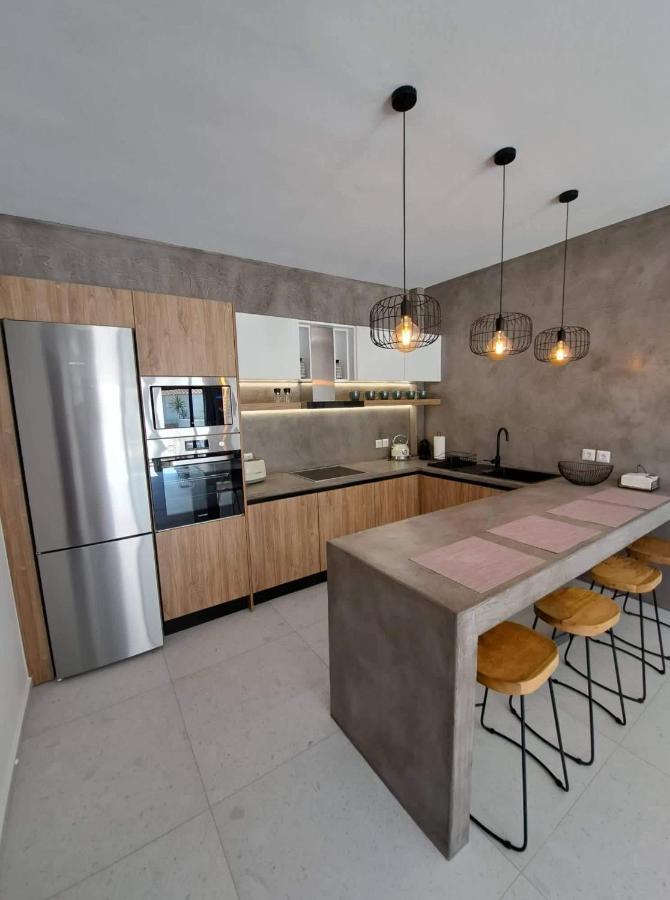 Courtyard Luxury Suites “Marianthi” Pefki  Экстерьер фото